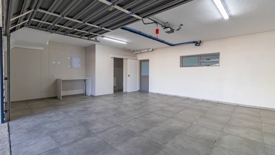 3 Bedroom Property for Sale in Heldervue Western Cape